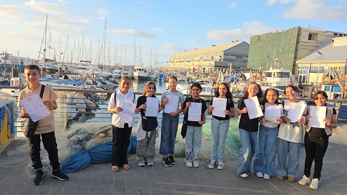 فوز لوحات فنيّة طلابية من مدرسة أجيال في معرض الفنون- يافا